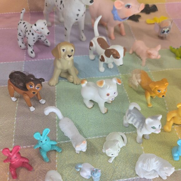 Vintage Miniature Animal Figurines Lot – Mixed Materials & Styles - Picture 5 of 8